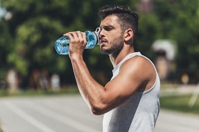 How much water should runners drink. Is water required while running?