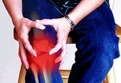 Le tue ginocchia si spezzano o scricchiolano? Possibili cause di scricchiolio del ginocchio e terapie
