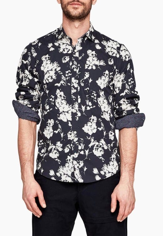 Come apparire alla moda senza spendere un centesimo per padroneggiare le possibilità del tuo guardaroba. Come rimboccarsi le maniche di una camicia: un modo semplice per dare stile al tuo look