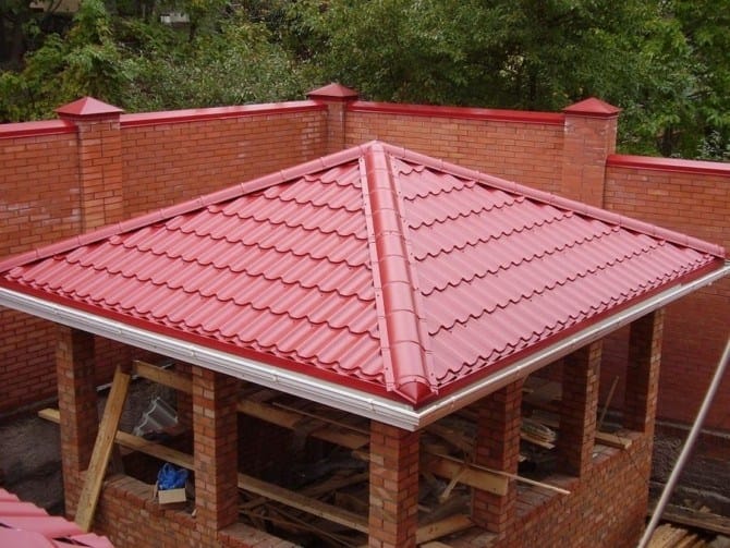 Como fazer um gazebo de jardim com as próprias mãos. Gazebo para uma residência de verão - uma seleção de fotos de opções de design de sucesso