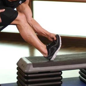 Sports calves: how to build calf muscles at home. We swing the calf muscles on our own at home.