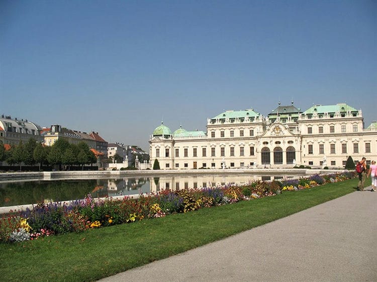 TOPP attraksjoner i Østerrike for turister. Landemerker i Østerrike