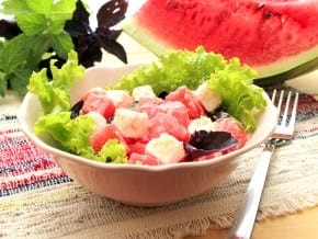 Que faire si vous avez acheté une pastèque non sucrée? Des options intéressantes. Recettes de pastèque