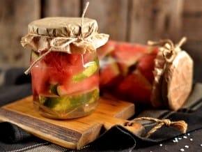 Que faire si vous avez acheté une pastèque non sucrée? Des options intéressantes. Recettes de pastèque