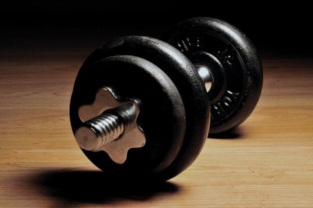 Cose utili che ogni uomo dovrebbe avere. Guardaroba maschile di base: elementi di base e suggerimenti per la selezione delle cose