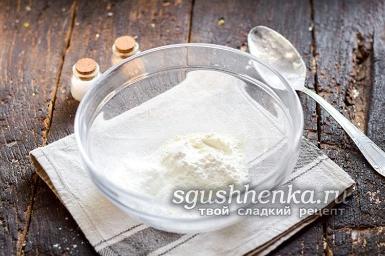 Süße Snacks in 5 Minuten für Neujahr 2020 ohne Backen. Eine Reihe von schnellen Rezepten für Snacks in 5 Minuten für jeden Tag zu Hause: Zutaten, Beschreibung.