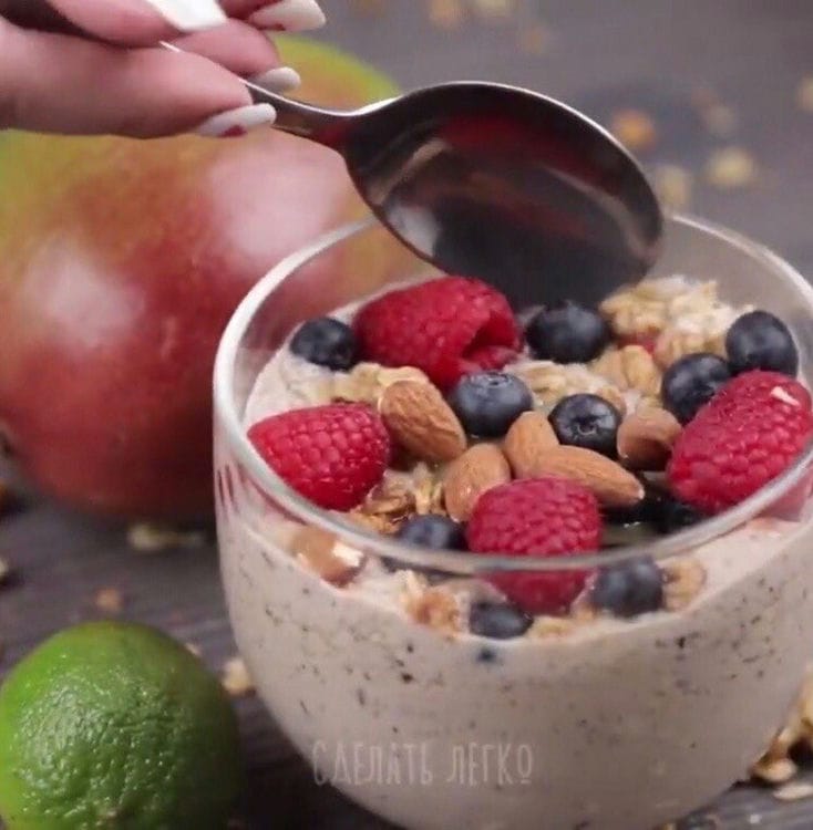 Süße Snacks in 5 Minuten für Neujahr 2020 ohne Backen. Eine Reihe von schnellen Rezepten für Snacks in 5 Minuten für jeden Tag zu Hause: Zutaten, Beschreibung.