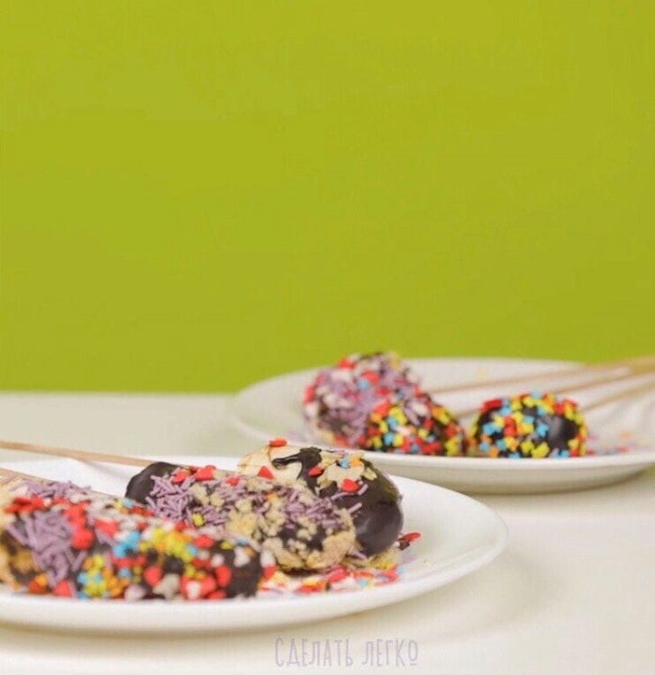 Süße Snacks in 5 Minuten für Neujahr 2020 ohne Backen. Eine Reihe von schnellen Rezepten für Snacks in 5 Minuten für jeden Tag zu Hause: Zutaten, Beschreibung.