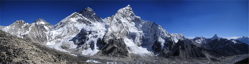 Spitze der höchsten Gipfel unseres Sonnensystems. Der höchste Berg der Welt