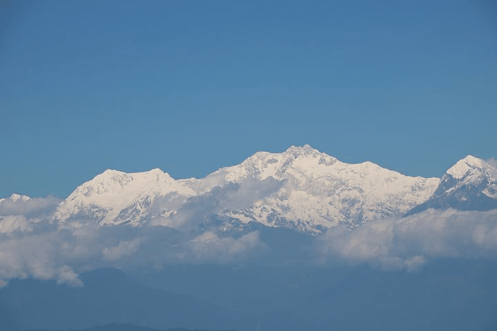 Spitze der höchsten Gipfel unseres Sonnensystems. Der höchste Berg der Welt