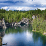 TOPP sevärdheter i Ruskeala, som är värda ett besök. Ruskeala marmor canyon i Karelen hur man får