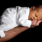 The first days of a newborn’s life: advice from a pediatrician. What a newborn baby should look like