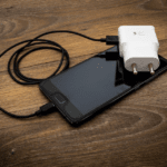 DIY USB – মাইক্রো ইউএসবি কেবল মেরামত। আমরা চার্জিং তারটি মেরামত করি (সহজ, দ্রুত, সস্তা এবং নির্ভরযোগ্য)