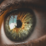How to get rid of a speck in the eye?