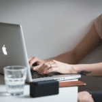Como reiniciar um macbook pelo teclado. Como reiniciar um MacBook