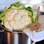 Couve-flor rápida e saborosa – 10 receitas passo a passo para fazer couve-flor. Como a couve-flor é diferente das plantas relacionadas? Comparação, propriedades úteis e descrição com uma foto