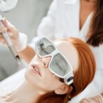 Biorevitalização a laser sem injeção: todos os prós e contras