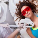 Ringiovanimento facciale laser: pro e contro