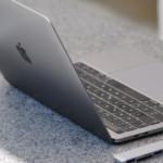 Dois-je éteindre mon ordinateur portable lorsque je ne travaille pas dessus. Dois-je éteindre mon ordinateur portable la nuit?